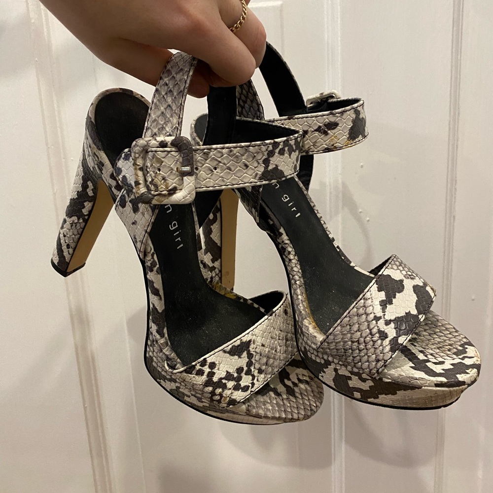 Womens Chunky Snake Print Heels